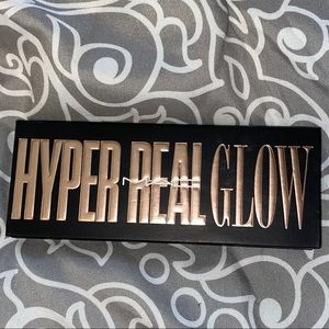 Mac hyper real glow highlighter